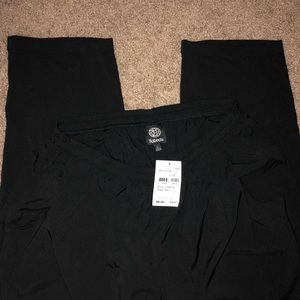 NWT Bobeau pants
